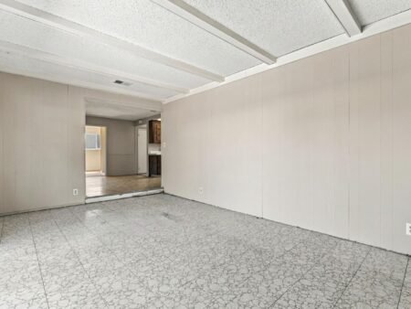 Nhà 4PN Berryessa đắc địa, hồ bơi, gần trường tốt | 1512 Queens Crossing Dr, CA 95132 1512 Queens Crossing Drive, San Jose, CA 95132 - ảnh số 10 trong album nguồn