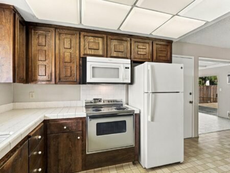 Nhà 4PN Berryessa đắc địa, hồ bơi, gần trường tốt | 1512 Queens Crossing Dr, CA 95132 1512 Queens Crossing Drive, San Jose, CA 95132 - ảnh số 15 trong album nguồn