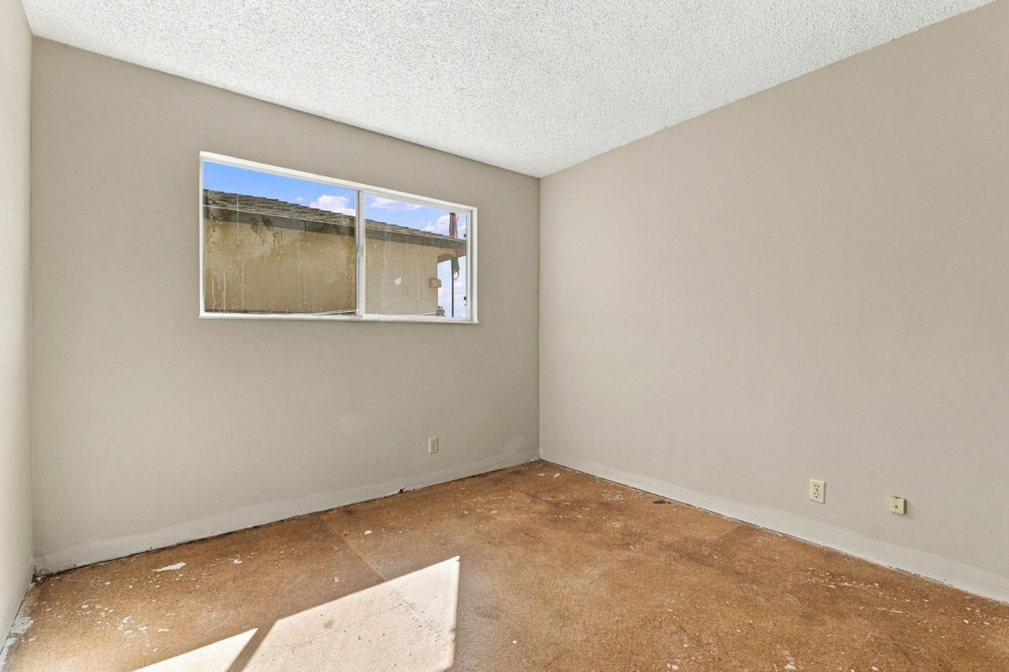 Nhà 4PN Berryessa đắc địa, hồ bơi, gần trường tốt | 1512 Queens Crossing Dr, CA 95132 1512 Queens Crossing Drive, San Jose, CA 95132 - ảnh số 19 trong album nguồn