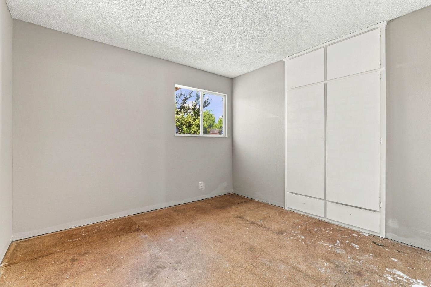 Nhà 4PN Berryessa đắc địa, hồ bơi, gần trường tốt | 1512 Queens Crossing Dr, CA 95132 1512 Queens Crossing Drive, San Jose, CA 95132 - ảnh số 23 trong album nguồn