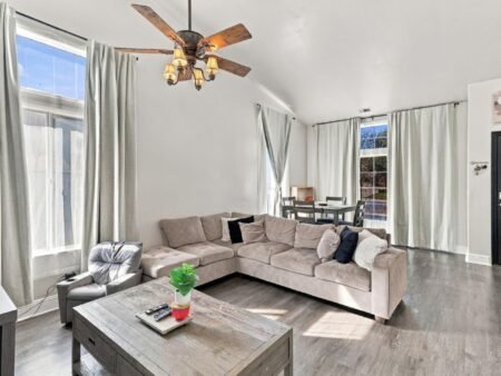 Nhà biệt lập 4PN Hollister, gần công viên, tiện mua sắm | 201 Le Chateau Drive, CA 95023 201 Le Chateau Drive, Hollister, CA 95023 - ảnh số 5 trong album nguồn