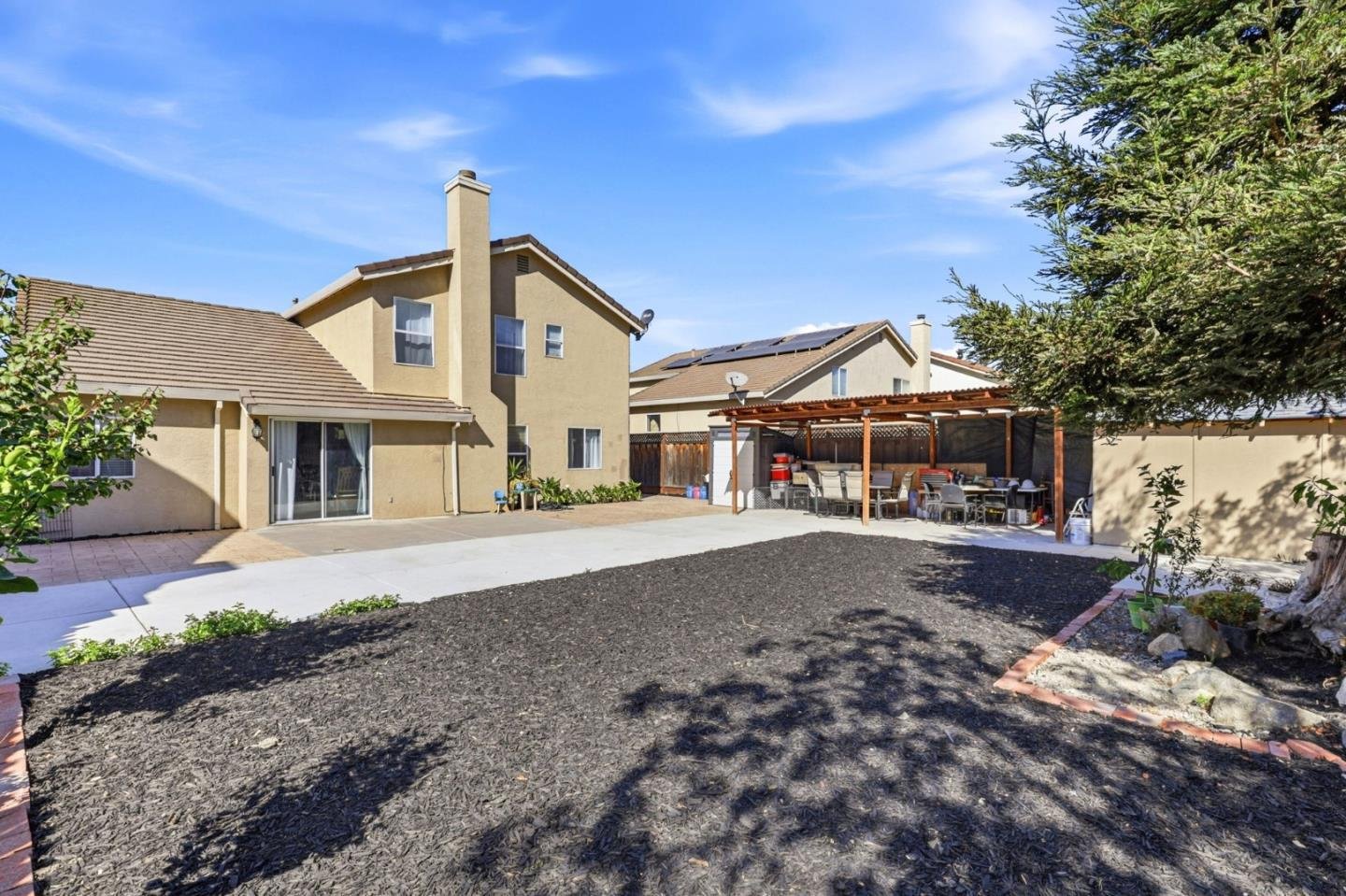 Nhà biệt lập 4PN Hollister, gần công viên, tiện mua sắm | 201 Le Chateau Drive, CA 95023 201 Le Chateau Drive, Hollister, CA 95023 - ảnh số 21 trong album nguồn