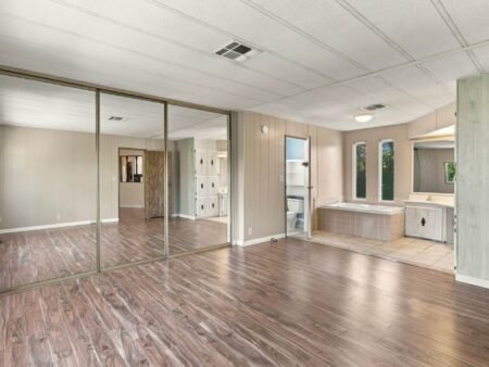 Nhà rộng 2PN Woodbridge 55+, gần Eastridge, đắc địa | 3040 Oakbridge Dr, CA 95121 3040 Oakbridge Dr 3040 San Jose CA 95121 14