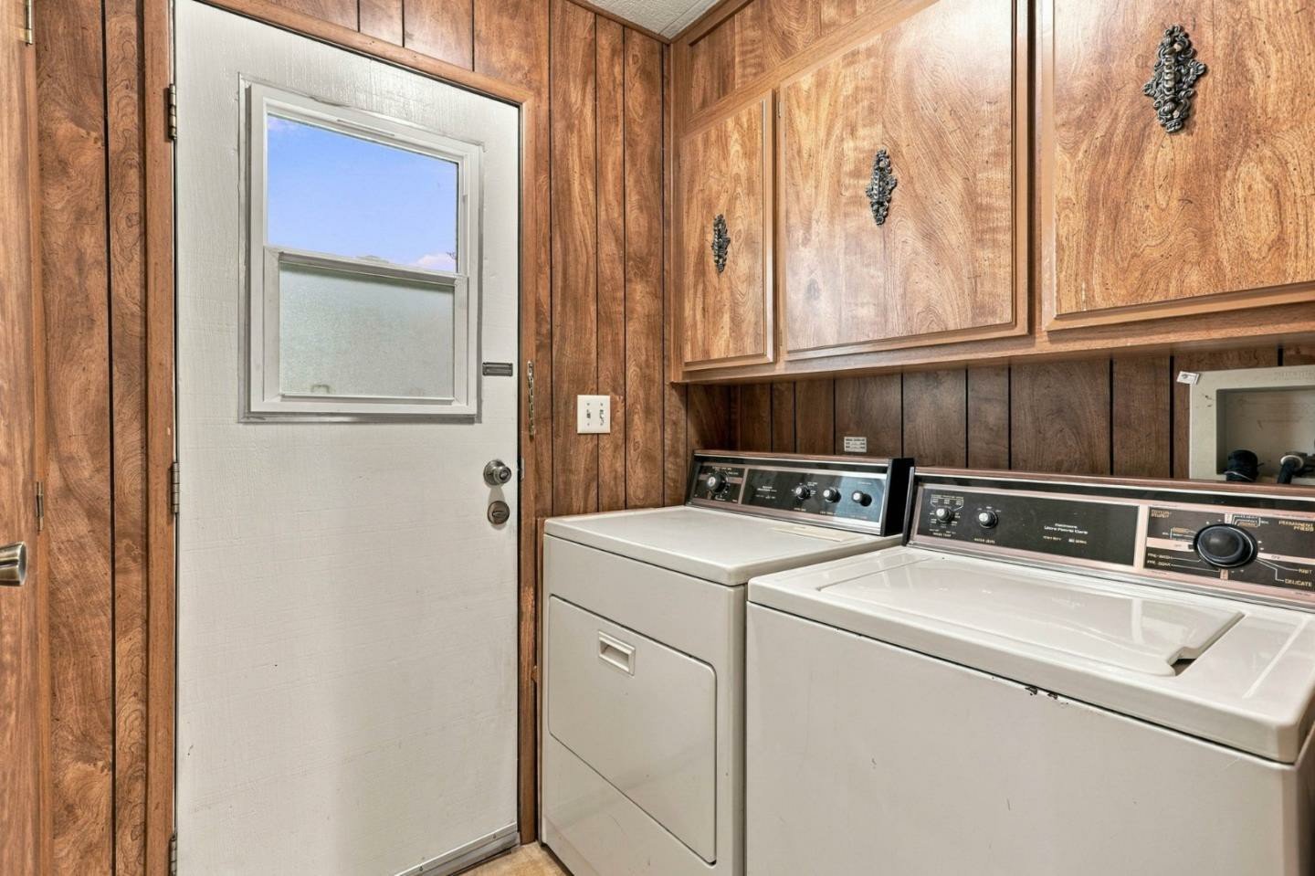 Nhà rộng 2PN Woodbridge 55+, gần Eastridge, đắc địa | 3040 Oakbridge Dr, CA 95121 Nhà rộng 2PN Woodbridge 55+, gần Eastridge, đắc địa | 3040 Oakbridge Dr, CA 95121