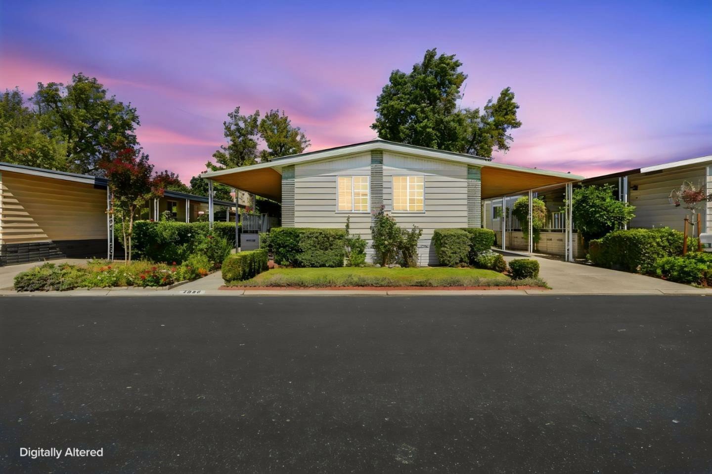 Nhà rộng 2PN Woodbridge 55+, gần Eastridge, đắc địa | 3040 Oakbridge Dr, CA 95121 Nhà rộng 2PN Woodbridge 55+, gần Eastridge, đắc địa | 3040 Oakbridge Dr, CA 95121