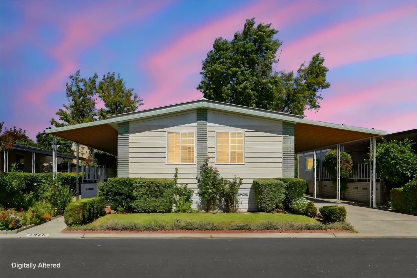 Nhà rộng 2PN Woodbridge 55+, gần Eastridge, đắc địa | 3040 Oakbridge Dr, CA 95121